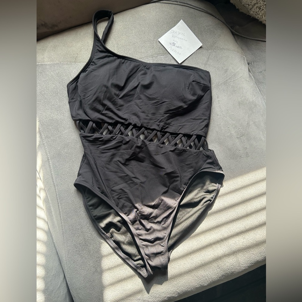 Kenneth Cole one shoulder one piece swimsuit